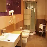 Ottomood Ala Ovest Centro 4*