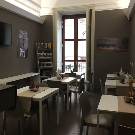 Ottomood Ala Ovest Centro 4*