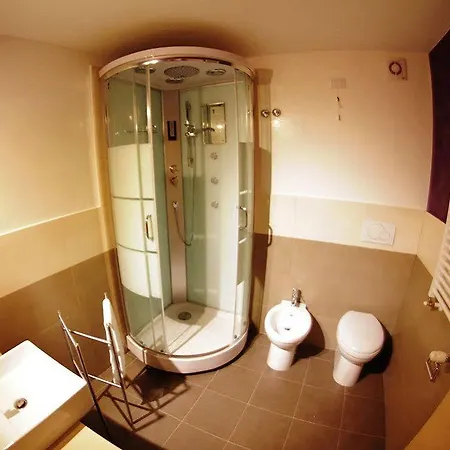 Bed & Breakfast Ottomood Ala Ovest Centro 3*