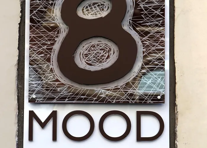 فندق مبيت وإفطار Ottomood Ala Ovest Centro 4*